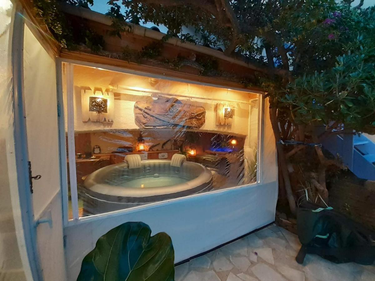 Nouveau ! Chambre D'Hote Insolite Privee " Coeurs De Pirates A Bali En Provence" Spa Sauna Massages Dans Cadre Exotique D'Amenagements Exterieurs D'Exception Ete Comme Hiver Bienvenue !!! Cavalaire-sur-Mer Buitenkant foto
