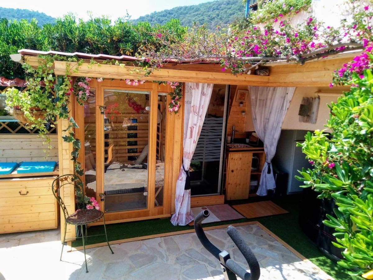 Nouveau ! Chambre D'Hote Insolite Privee " Coeurs De Pirates A Bali En Provence" Spa Sauna Massages Dans Cadre Exotique D'Amenagements Exterieurs D'Exception Ete Comme Hiver Bienvenue !!! Cavalaire-sur-Mer Buitenkant foto